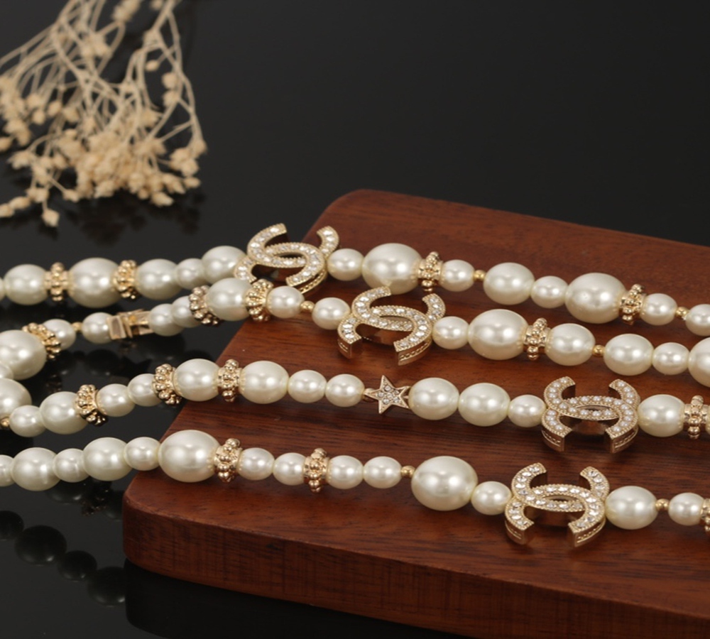 CHANEL Double Layer Pearl Long Necklace with CC Logo - Picture 4 of 9